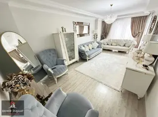 Demir İnşaat İ.paşa Sıfır Ayarında 95m² Ara Kat Kapalı Otoparklı
