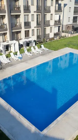 Harun Yılmaz İnşaat"tan Asansörlü Havuzlu Sıfır Eşyalı Katta Harun Yılmaz İnşaat"tan Asansörlü Havuzlu Sıfır Eşyalı Katta