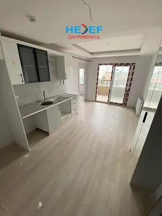 Hedef'ten Tece'de Denize Yürüme Mesafesinde İskanlı Havuzlu 2+1