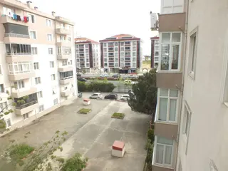 Ali Paşa’da Bulvara Yakın Ece Sitesinde Geniş Ve Ferah Ara Kat Kiralık 3+1 Daire