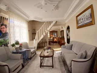 Bahçelievler Basın Sitesi İle İlkyuva Arası Kapalı Teraslı 3+2 140m2 Asansörlü Kredilidubleks Daire