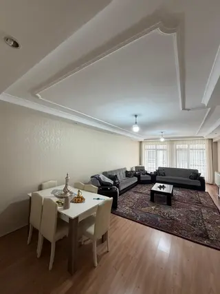 Merkezi Konumda Satılık 4+1 Daire