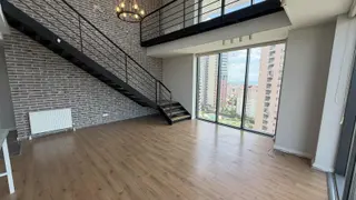 Butiq Kartal'da Özel Yapım Deniz Manz. Yüksek Tavanlı 3+1 Loft !
