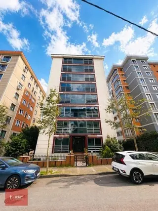 Şerifali Elalmış Cad.ye 5. Bina | 3+1 | Geniş | Masrafsız