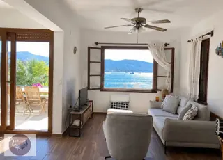 Yalıkavak Küdür'de Güvenlikli Sitede İskele Plaj Full Manzara