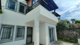 Bodrum Akyarlar Da Denize 500 M Mesafede Site İçinde Ekstra 1+1 Misafir Evi