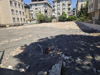 Bahçelievler Merkez'de Kentsel Dönüşüme Girmiş K. Otoparklı 2+1