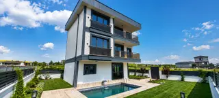 Yeniçiftlik'de 4+1 Büyük Havuzlu Villa#kartallar'dan#