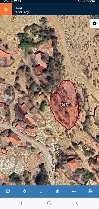 927 M2 Köyiçi Bergama Yalnızdam Mevkii