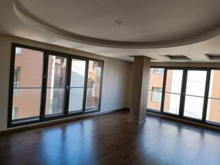 Royal Plus Sitesi Deniz Ve Göl Manzaralı Satılık 3+1 Boş Daire
