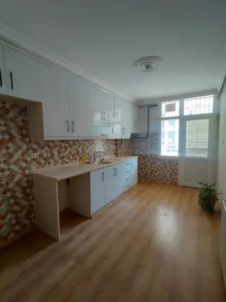 İz'den Yeşilyurt'ta 3+1 Kapalı Mutfak Doğalgazlı Kaçmazzz!!!