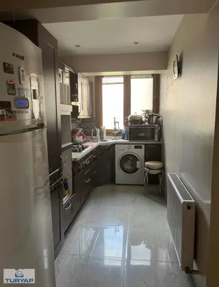 Kozyatağı İnönü Caddesi Üzerinde Satılık 2+1 Daire