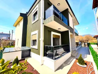 📌blue Life Egen'den Gerçek İlan-güre'de Yeni Yaşam Alanınız Hazır 3+1 Çift Cephe Bahçeli Villa