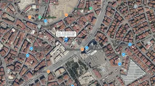 Aksaray Hamidiye Mah. Ana Caddede Satılık 5 Katlı Komple Bina