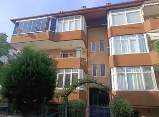 ""gazi Emlak""durukent Sitesi 3+1 Ygiriş 145m 3 Cephe 2006 Yapım