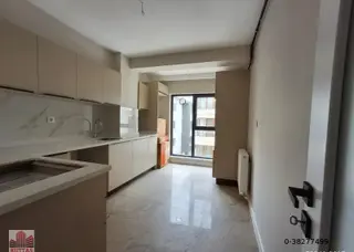 Kazakistan Cad. Üzeri, 2+1, 70 M2, Kapalı Otoparklı