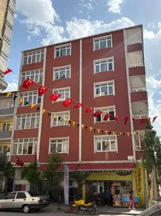 İzmit Sanayi'de 20 Kişilik Eşyalı Kiralık Daire (firmalara Özel)
