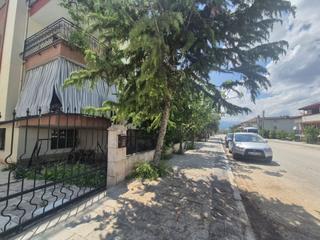 Dıalog Myra Dan Zümrüt Mahallesi Nde Kiralık 2+1 Bahçe Katı