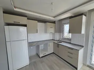 Varsak Karşıyakada Havuzlu 3+1 Asansörlü Satılık Daire