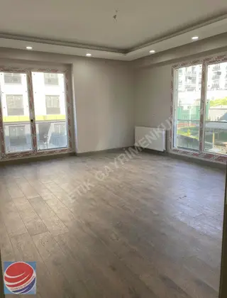 Yeni Mahallede 2+1 Site İçinde Satılık Daire