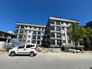 Üsküdar Barbaros'ta Eylül İlk Hafta Oturuma Hazır Sıfır 2+1