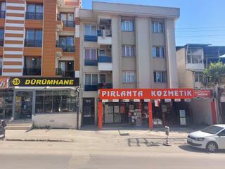 A.yesevi Cadde Üzeri Sıfır Eşyalı Klimalı Balkonlu Geniş Lüks1+1