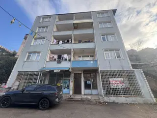 İzmit Yenidoğan Üstün Sokak 3+1 Sobalı Doğalgazlı Daire