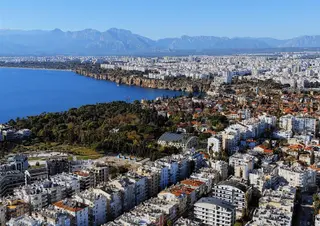Antalya Muratpaşa Işıklar Cd.de-satılık 2+1-asansörlü-arakat