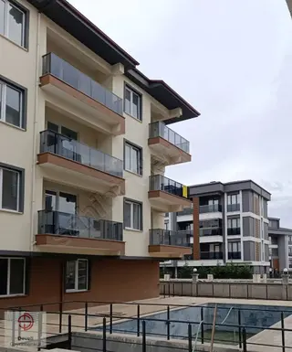 Satılık 1+1 Havuzlu Kapalı Otoparklı Sıfır Daireler