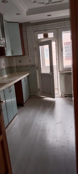 Şölen Gayrimenkulü Den Kiralık 3+1 Daire