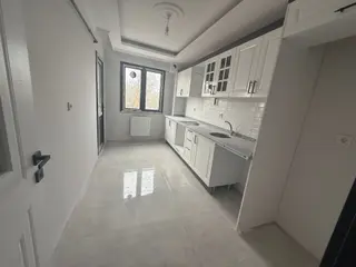 Saruhan Mahallesi Satılık ✅2+1 90m2 M2 5 Katlının 3 Katı ❇️sıfır Full Özelikli Petek Kombili