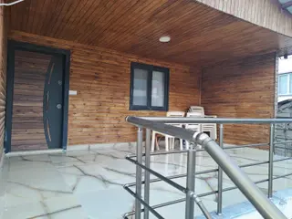 Stop’tan Geniş 1+1 Eşyalı Ahşap Ev