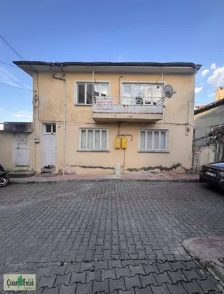 Çınar Emlak'tan Satılık Bahçeli Müstakil Bina