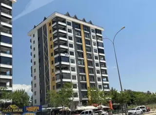 Hayat Emlak'tan Satılık Çifkar Mylife Sitesinde Ara Kat Daire