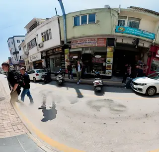 Tatlıcının Mülkü Satılıktır