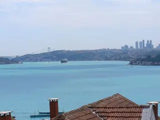 Satılık Beykoz Yalıköyünde Müstakil 3 Katlı Bina