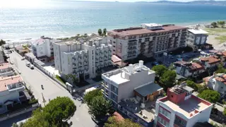 Rota Emlak'tan Gümüldür'de Denize 50m Mesafede 2+1 Satılık Daire Rota Emlak'tan Gümüldür'de Denize 50m Mesafede 2+1 Satılık Daire