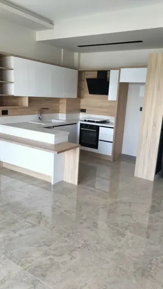 Aydın Kuşadası Kadınlar Denizinde Havuzlu Satılık 1+1 Daire
