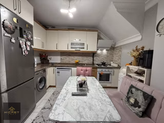 Hicret'den Uğurmumcu Mh'de Süper Konumda 2+1, 75 M² Bahçe Katı