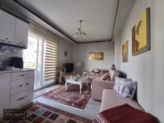 Didim Şehir Merkezinde 4 Yıllık Binada Ön Cephe 1+1 Daire