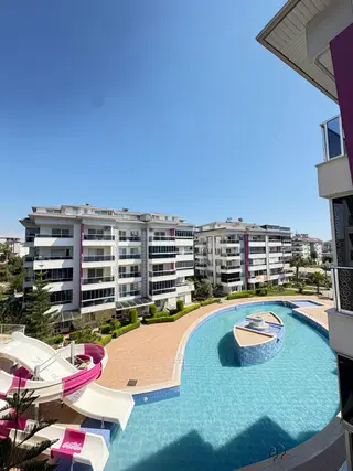 Kestelde Denize 200 Metre Myra Park 2 Res'te 1+1 Satılık Daire
