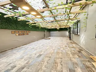 Metrobüse Yakın Geniş Aileler Uygun 3+1 130m2 Kış Bahçeli Daire