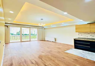 Metrobüse 10dk! Tam Donanımlı Site İçi Krediye Uygun 2+1 Daire