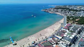Altınkum Plajına 250 Mt. Mesafeli Bahçeli İkiz Villa