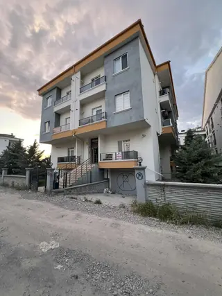 Aratol İstiklal Mahallesi Üniversite Bölgesinde Aratol İstiklal Mahallesi Üniversite Bölgesinde