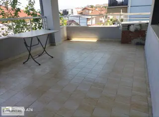 Serdivan İstiklal Mahallesinde Kiralık Geniş Daire..