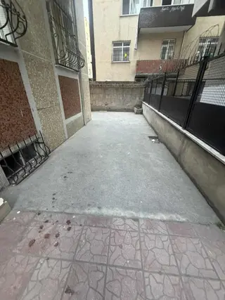 Torunlar Emlaktan Merkezi Konumda Satılık 2+1