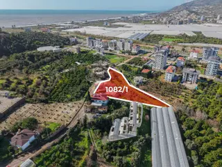 Alanya Demirtaşta İmar Sınırında 5.609 M² Fırsat Tarla