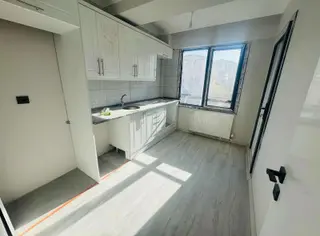 Prestij Caddesi 2+1 Kapalı Mutfak Asansörlü Daire