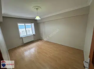 Etımesgut Atakent Mahallesınde Ara Kat 3+1 Daıre Etımesgut Atakent Mahallesınde Ara Kat 3+1 Daıre